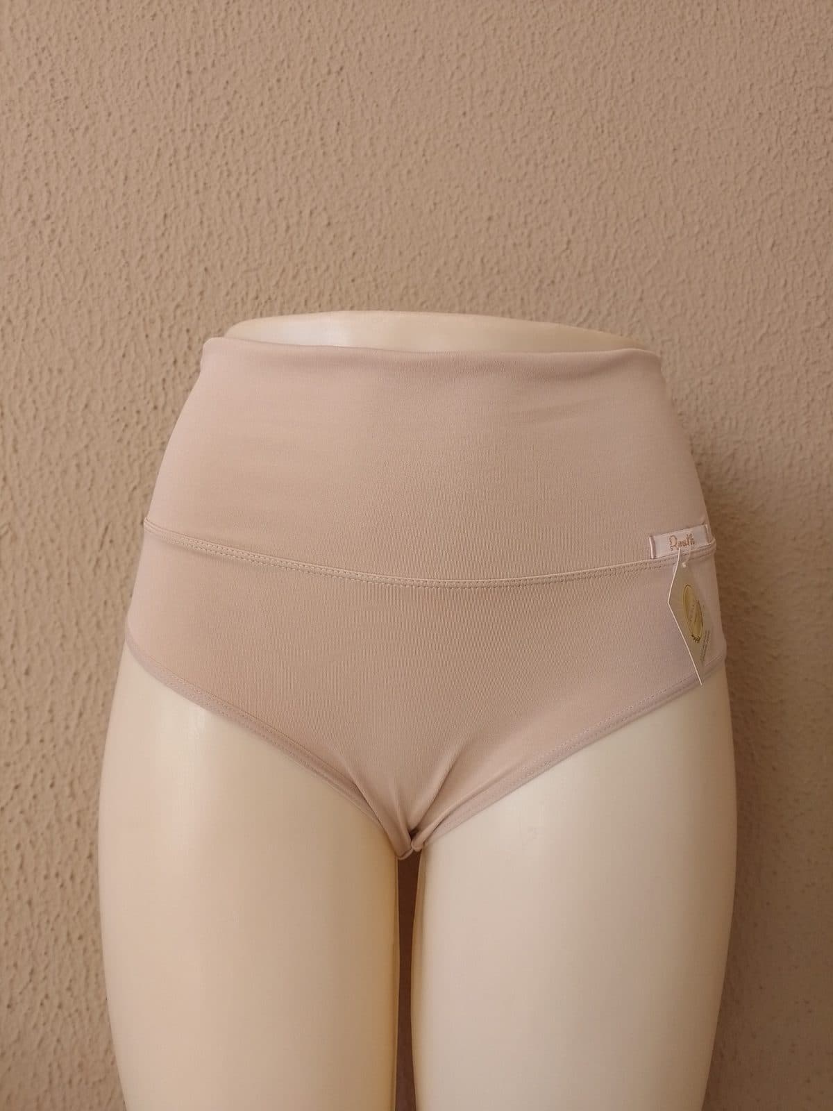 Calcinha Ruth na cor nude